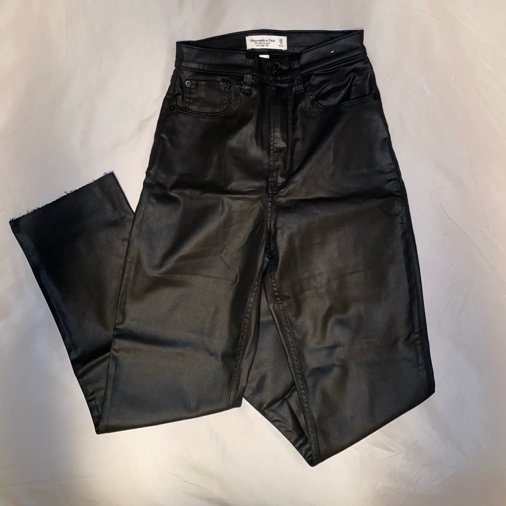 Ultra High Rise Ankle Straight Jeans